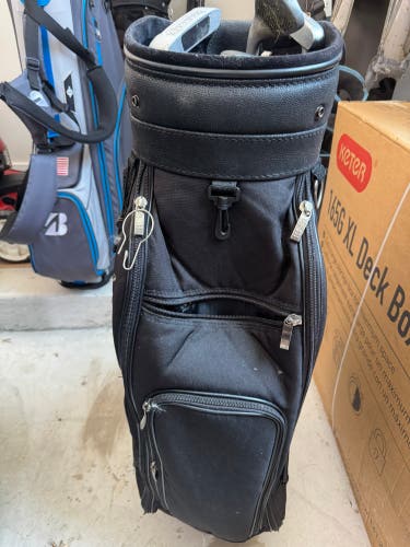 Knight Men’s Golf Bag