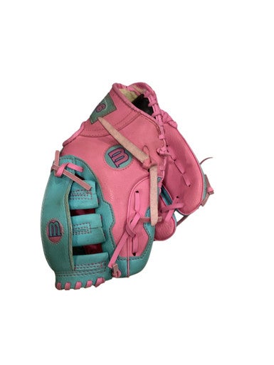 Used Wilson ITS A GIRL THING BB/SB Glove LH Throw Pink 10" 11884-S000050477