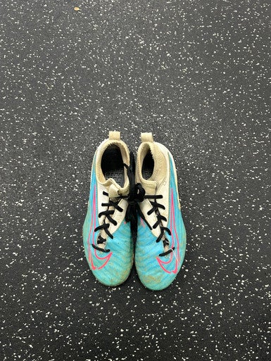 Used Nike Soccer Cleats Carolina Blue Junior 04 11849-S000030453