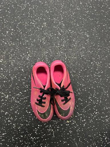Used Nike Soccer Cleats Pink Youth 12.0 11849-S000030452
