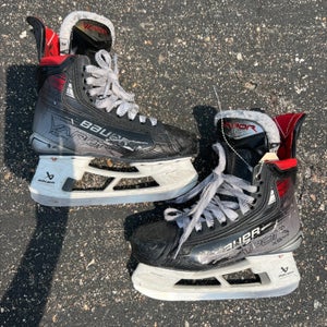 Junior Bauer Vapor X5 Pro Hockey Skates | Size 3 (Used)