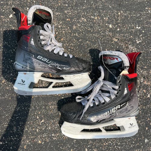 Junior Bauer Vapor X5 Pro Hockey Skates | Size 3 (Used)