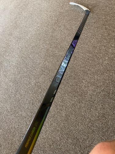 Senior Warrior Covert QR6 pro Right Handed Hockey Stick Pro Stock (Used)