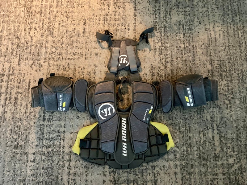 Small / Medium   Warrior Ritual G2 Goalie Chest Protector  (Used)