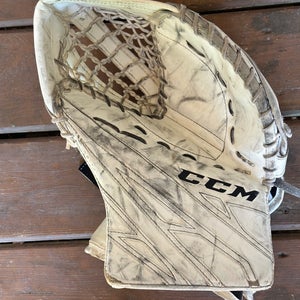 Junior CCM EFlex 4.5 Catch Glove (Regular)
