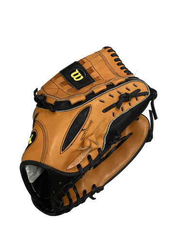 Used Wilson A3000 BB/SB Glove RH Throw Brown 12" 11613-S000165397