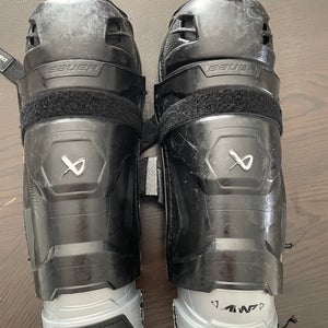 Junior Bauer M5 Pro 11 Shin Pads (Used)