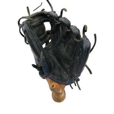 Used Wilson A700 BB/SB Glove RH Throw Black 11 1/2" 11859-S000024168