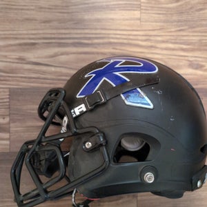 Medium Youth Xenith Helmet (Used)