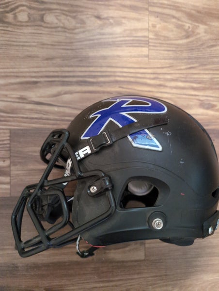 Medium Youth Xenith Helmet (Used)
