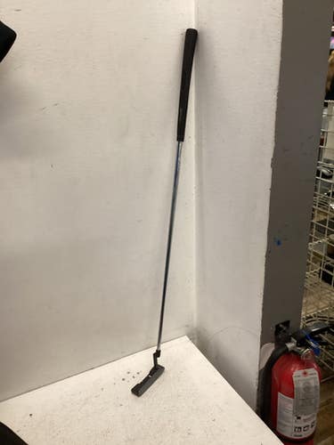 Used Warrior SIGNATURE SERIES Mens Putter RH 11443-S000196757