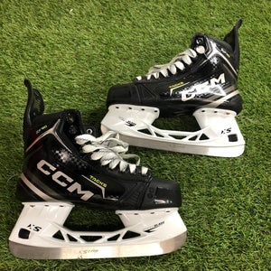 Senior CCM Tacks XF 80 Hockey Skates Regular Width 8 (New)