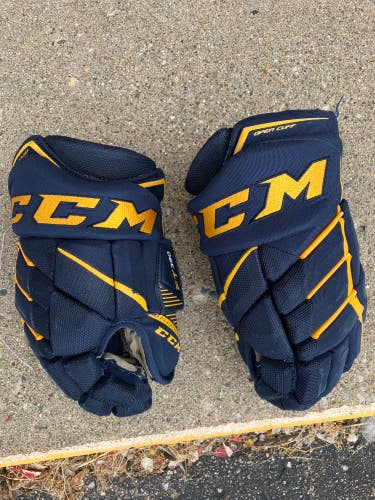 Blue Senior CCM JetSpeed FT390 Gloves 14" (Used)