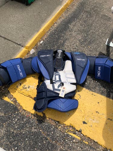 Senior Medium Reebok AB XPulse 6.0 Goalie Chest Protector (Used)
