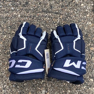 Blue Junior CCM Tacks AS-V Gloves 11" (Used)