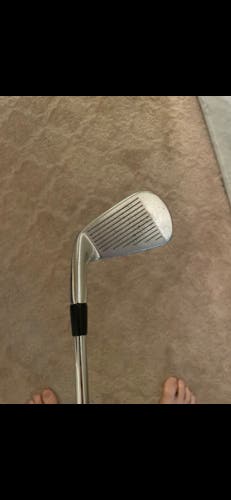 Men's Titleist 710 CB Right Handed Iron Set Stiff Flex  (Used)
