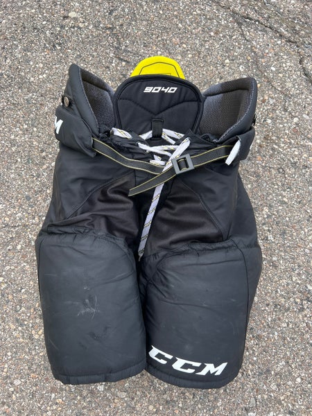 Senior Large CCM Tacks 9040  Hockey Pants (Used)