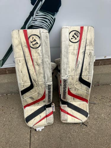 White 34" Senior Warrior Ritual Pro Goalie Leg Pads (Used)