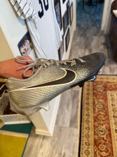 Men's Size M 11.0 (W 12.0) Nike Vapor Edge Speed 360 (Used)