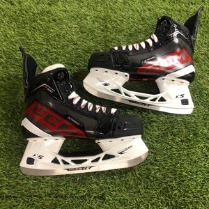 Senior CCM Jetspeed FT680 Hockey Skates Regular Width 8 (New)