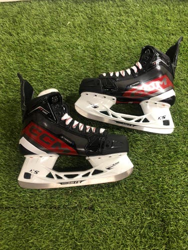 Senior CCM Jetspeed FT680 Hockey Skates Regular Width 8 (New)