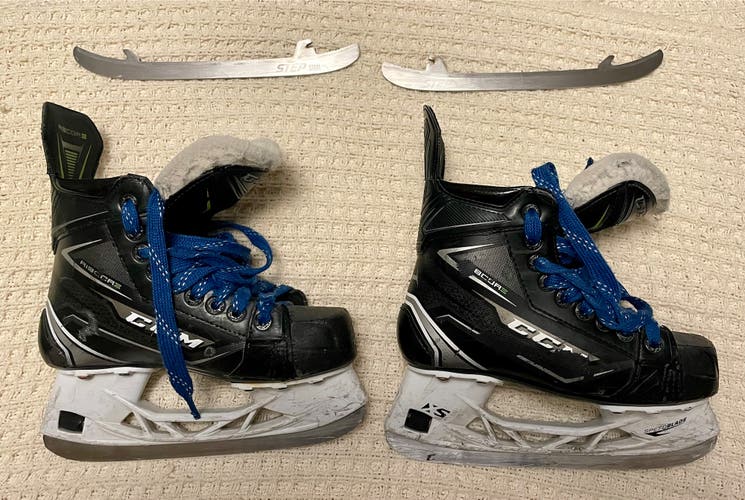 CCM RibCor 76K Hockey Skates Regular Width Size 2 (Used)