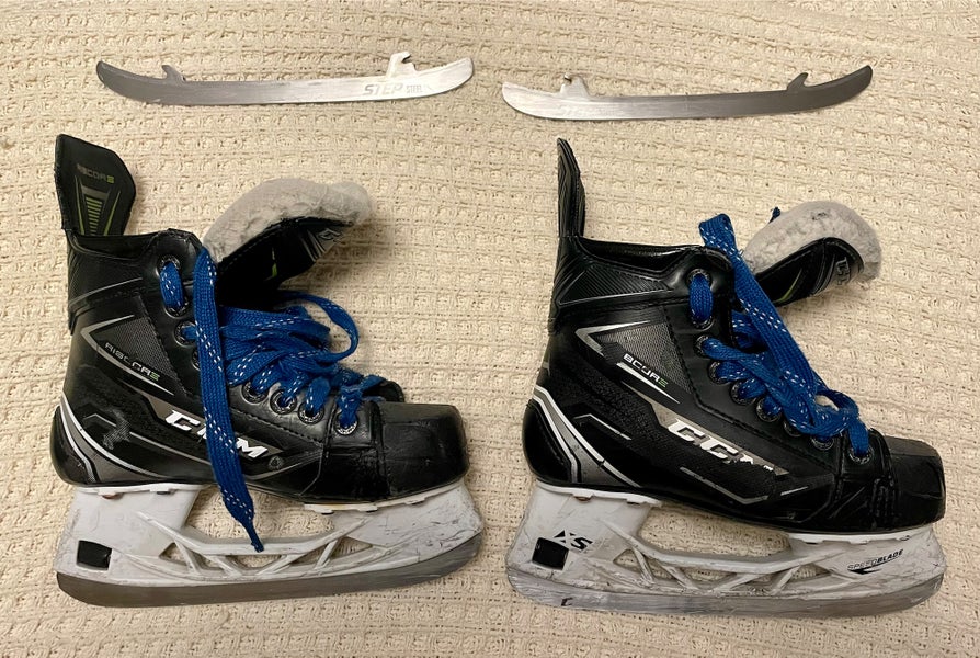 CCM RibCor 76K Hockey Skates Regular Width  Size 2 (Used)
