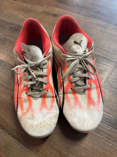 Men's Puma Ultra Cleats 9M (Used)