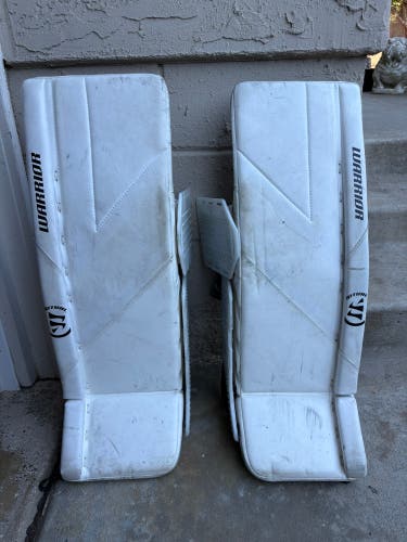 30"  Warrior Ritual G6 E+ Goalie Leg Pads (Used)