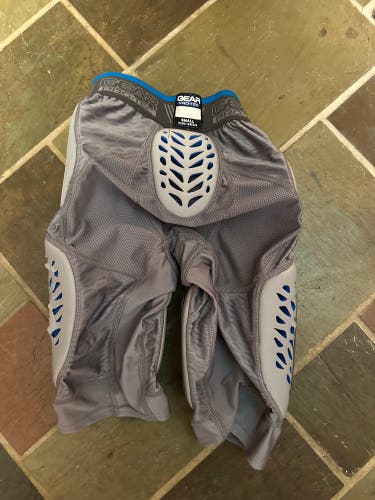 Gray Unisex Youth Small Gear Pro Tec Game Pants (Used)