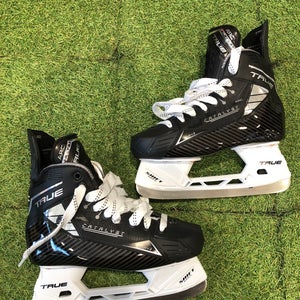 Senior True Catalyst ARC (SMU) Hockey Skates Regular Width 7.0 (New)