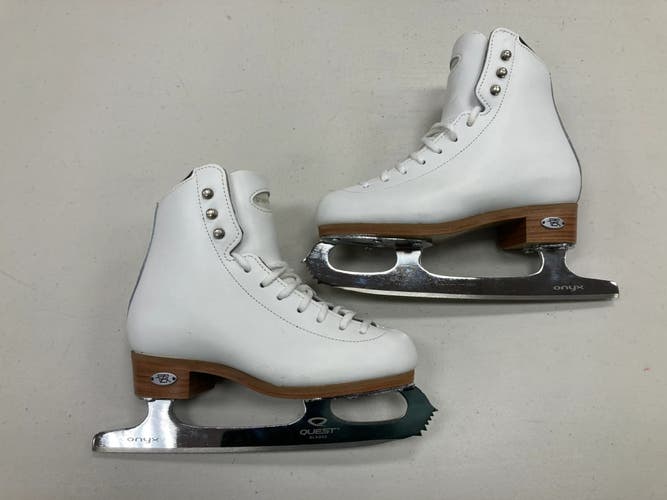 NEW Junior Riedell ONYX Figure Skates Size 1