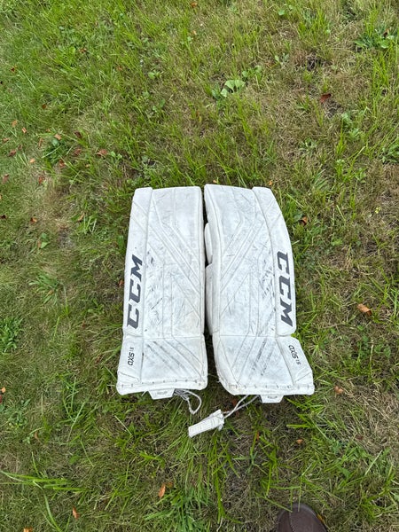 26+1* CCM Axis 1.5 Goalie Leg Pads (Used)
