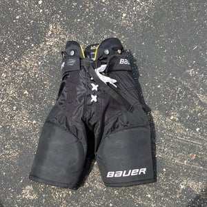 Youth Large Bauer Supreme Ultrasonic Hockey Pants (Used)