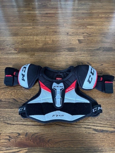 Medium Junior CCM JetSpeed FT475 Shoulder Pads (Used)
