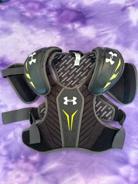 XS Youth Under Armour Shoulder Pads (Used)