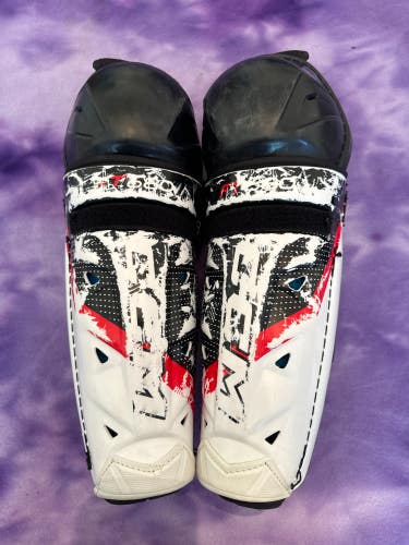 Junior CCM Jetspeed FT680 Shin Pads 12" (Used)