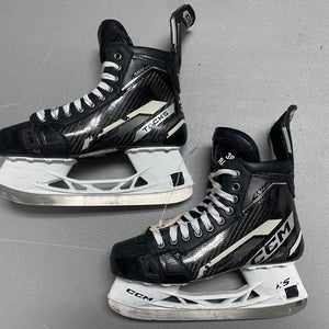 Senior CCM AS-V Pro Hockey Skates Regular Width Pro Stock 8 (Used)