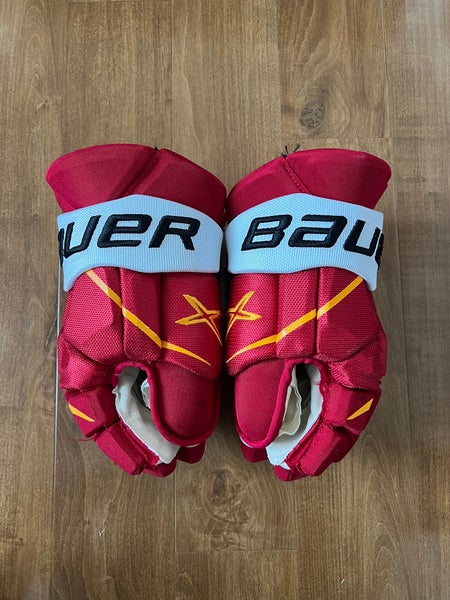 NHL Pro Stock Bauer Vapor 2X Pro Hockey Gloves 14" - Calgary Flames