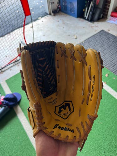 Franklin Outfielder Glove