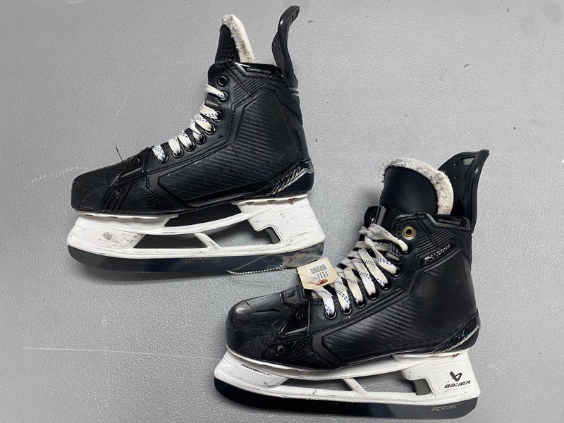 Senior Bauer Supreme Shadow Hockey Skates Regular Width Pro Stock 8 (Used)