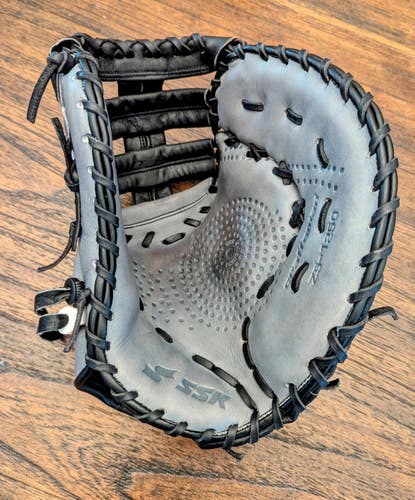 SSK RH First Base Z5 Baseball Glove 12.5" (Used)