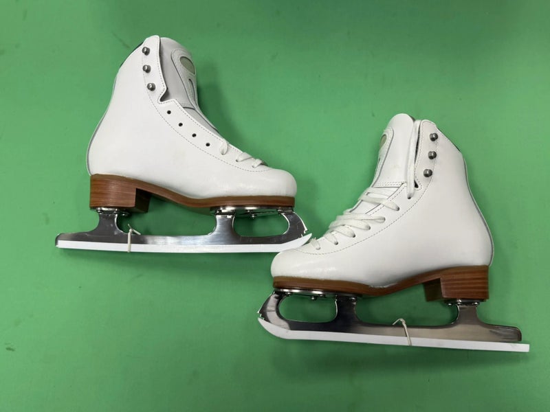 NEW Junior Riedell Capri Figure Skates Size 1.5