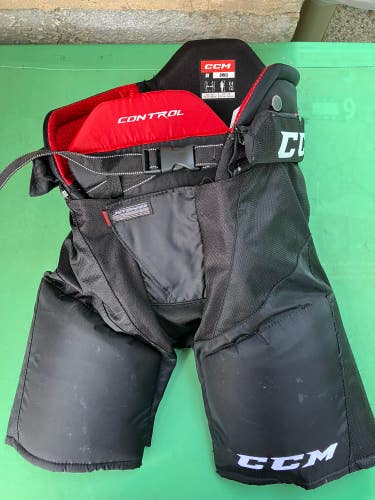 Black Senior Small CCM JetSpeed Control Hockey Pants (Used)