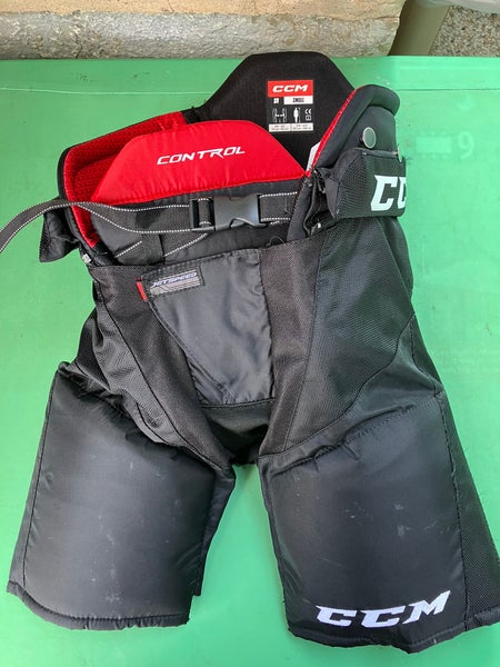 Black Senior Small CCM JetSpeed Control Hockey Pants (Used)