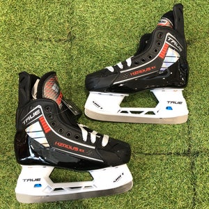 Intermediate True HZRDUS 5X Hockey Skates Regular Width Size 4.0 (New)