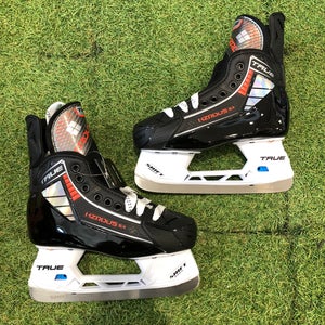 Junior True HZRDUS 5X Hockey Skates Regular Width Size 2.5 (New)
