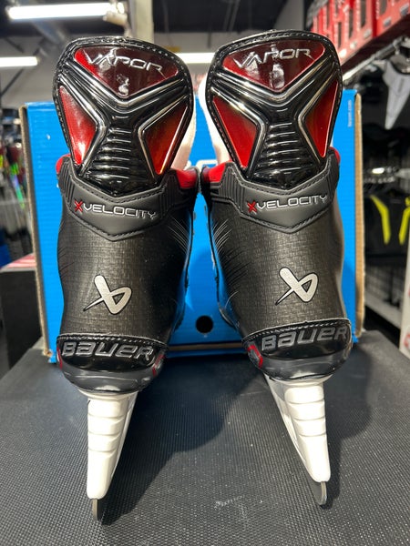 Bauer S23 Vapor Velocity (SMU) Hockey Skates Regular Width 9.5 (New)