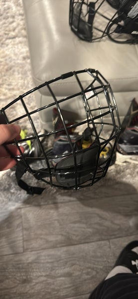 Large CCM FM580 (Used)