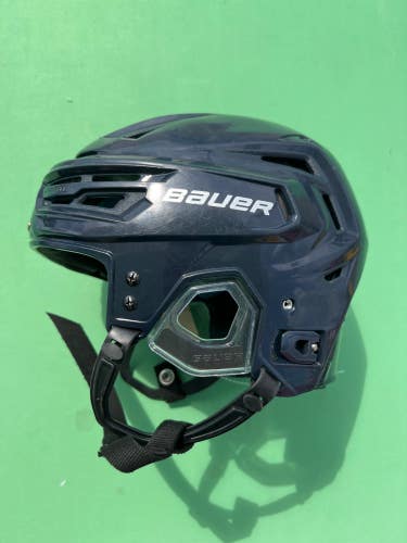 Small Bauer Re-Akt 150 Helmet (Used)